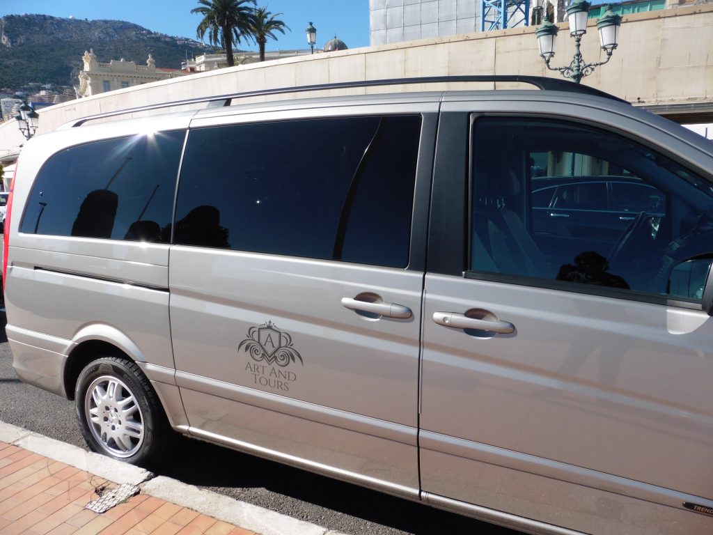 visite guidée Nice Véhicule Van deluxe avec chauffeur