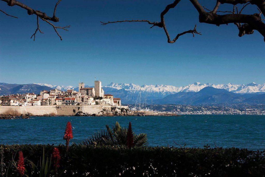 Remparts antibes : un guide privé sur la Côte d'Azur