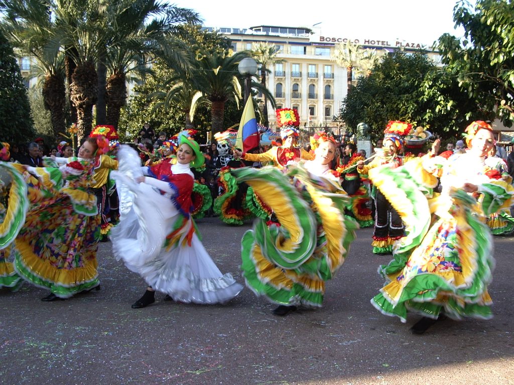 Carnaval de Nice visite vieille vile guide conférencière